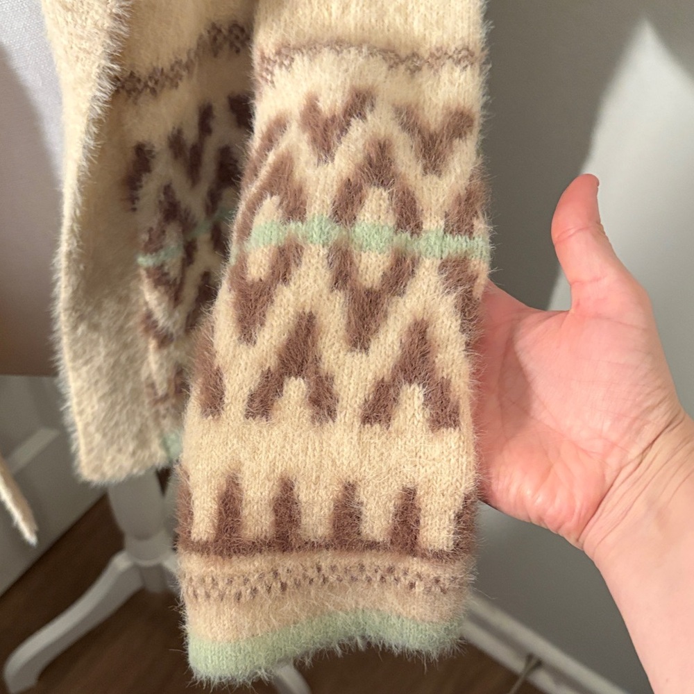 a.n.a sweater Cozy Cream Patterned Women's Sweater - Picture 3 of 10